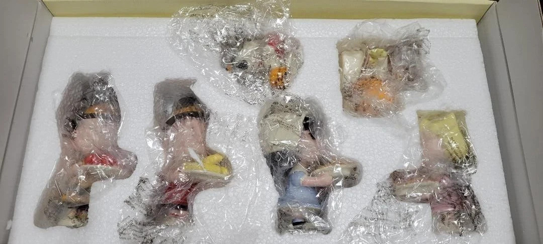 Lenox Peanuts Thanksgiving Figurines 6PC Pilgrim Dinner Snoopy Charlie Brown NEW