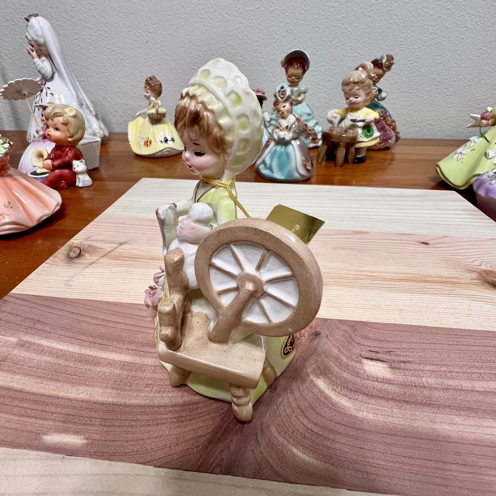 Josef Originals Rare COLONIAL DAYS SERIES, Girl in Green Spinning Wheel Figurine