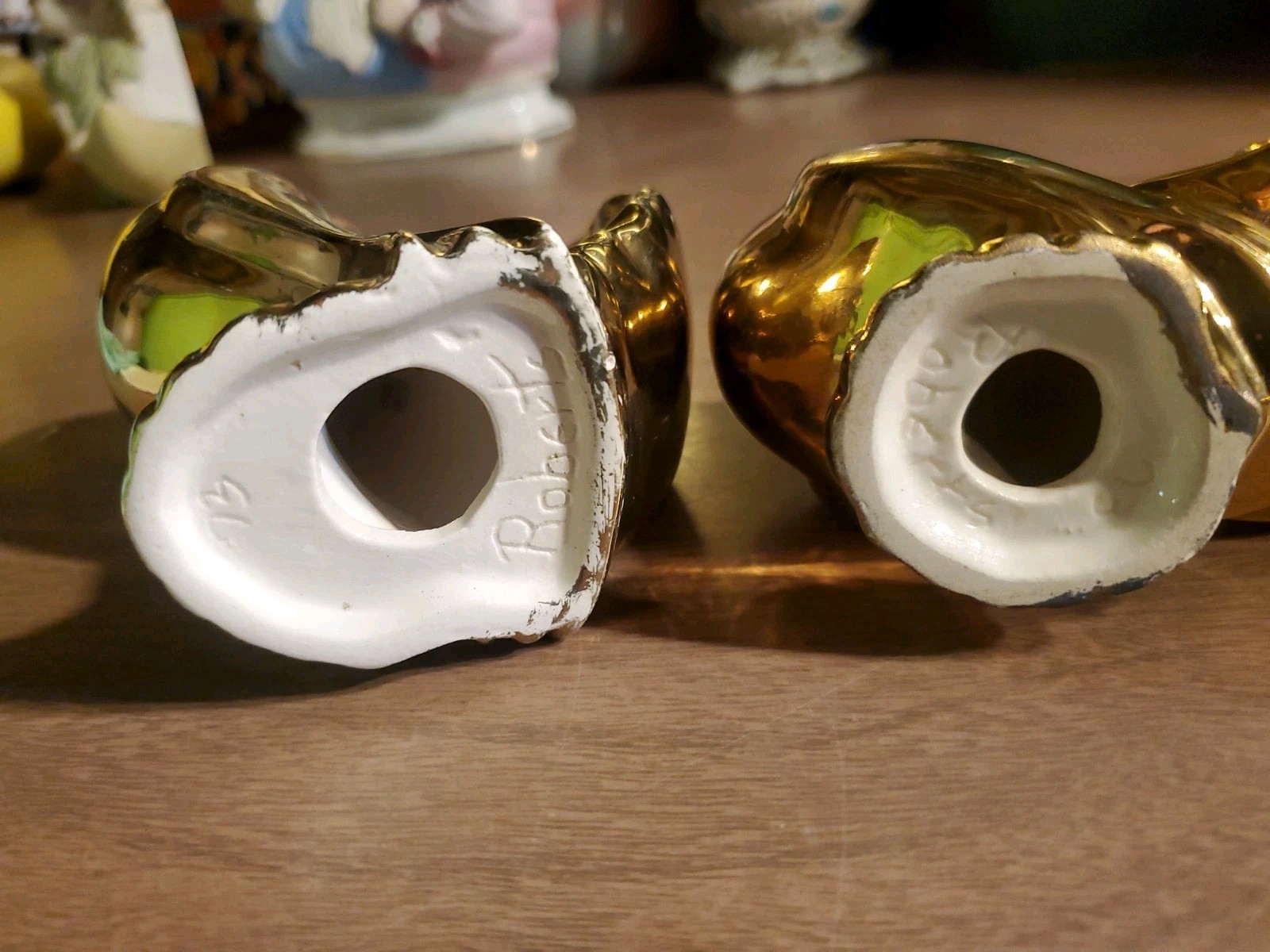 2 Rare Vintage 1973 Robert’s brand Big Breasted Reflective Gold Ceramic Pigeons