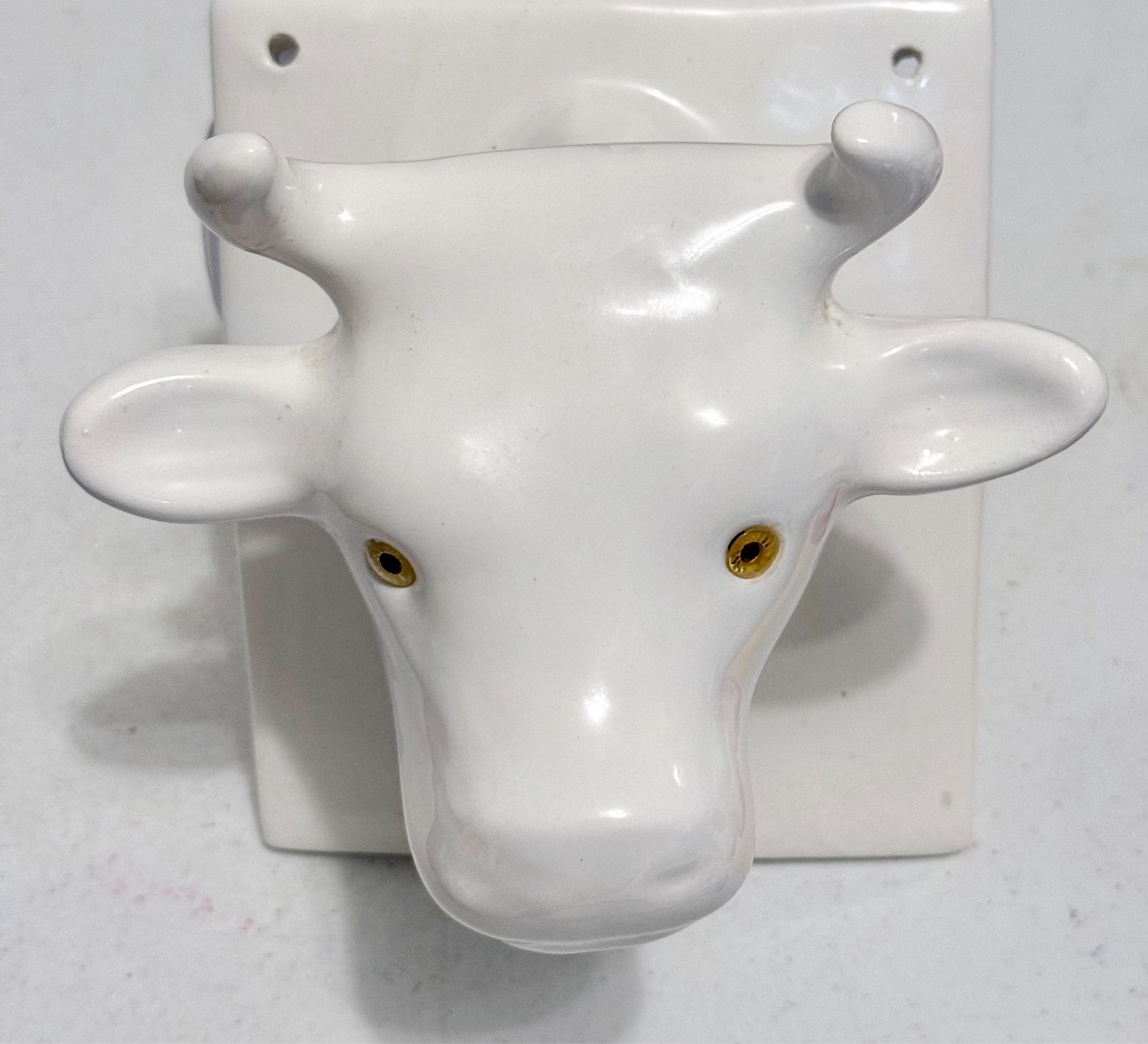 VINTAGE Wall Mount Ceramic Bull’s Head 1980’s Nice Cottage Decor 7″ x 6″ x 6″