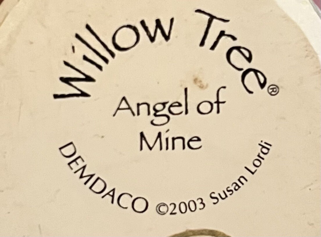 Willow Tree Angel of Mine Figurine by Demdaco 2003 Artist Susan Lordi