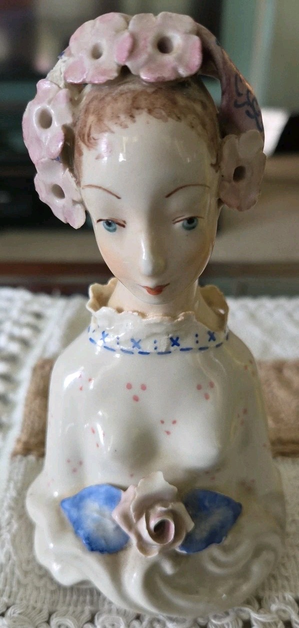 Vintage Cordey 5010 Victorian Woman Bust Porcelain Figurine 6.5″ Flowers 1940’s
