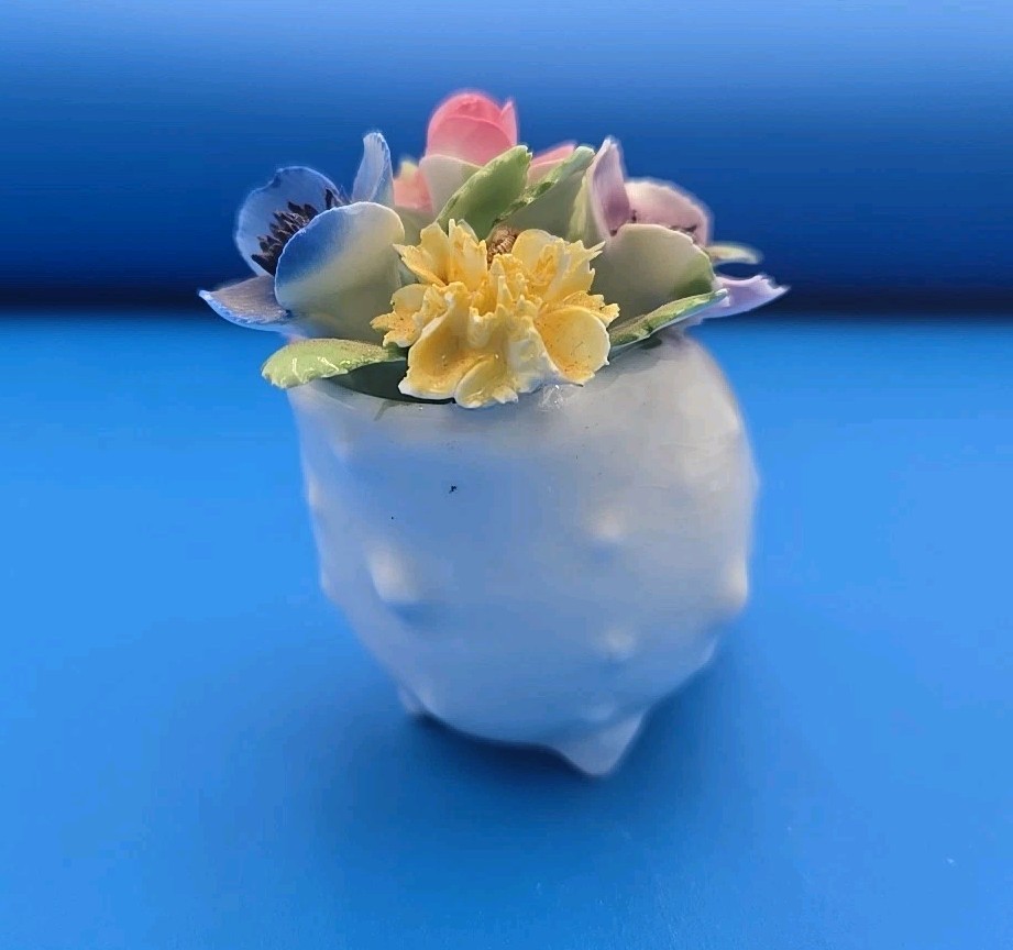 Royal Adderley Floral Flower Arrangement England Seashell Shell 2.5″ X 3.5″