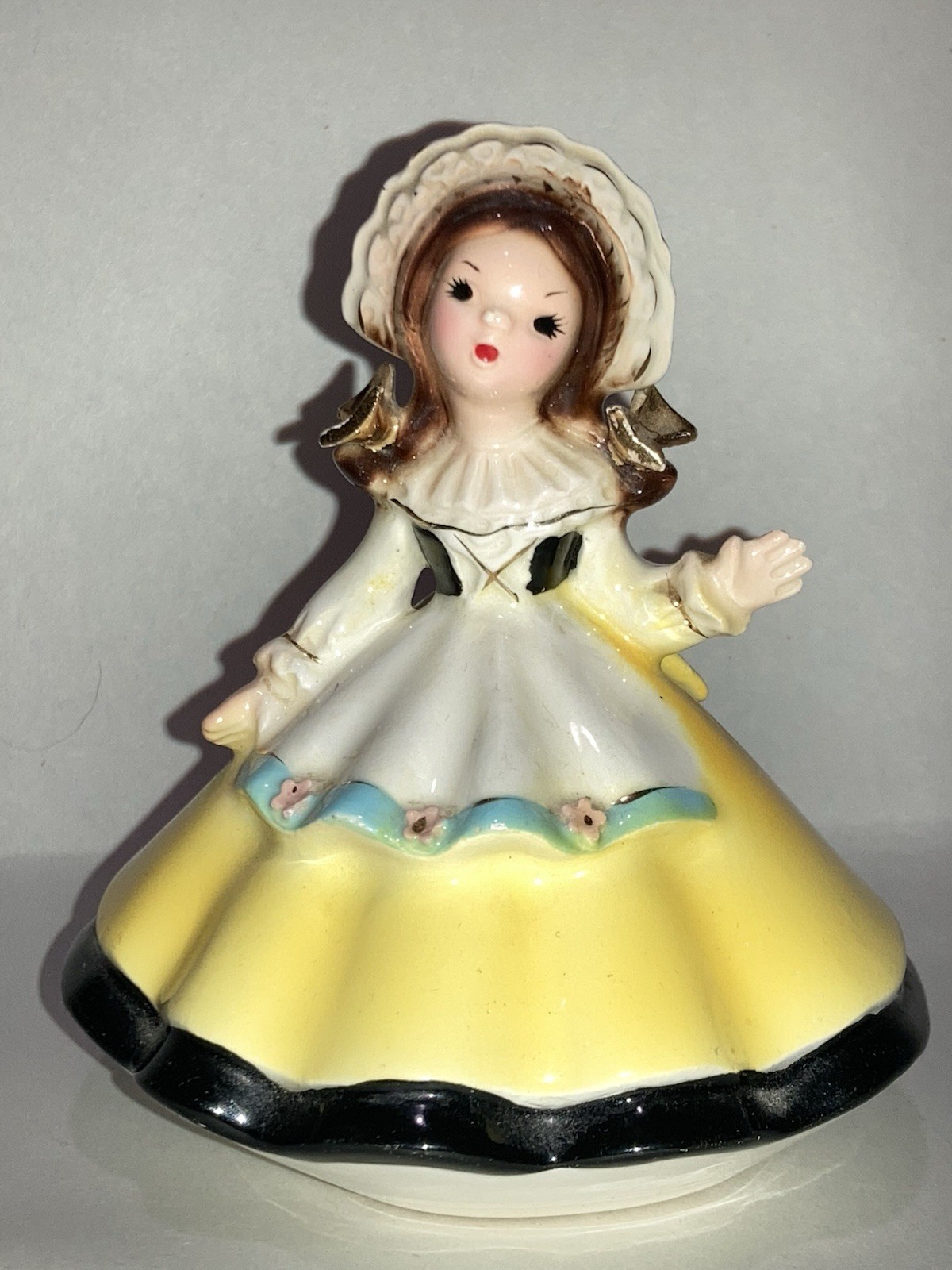 Vintage JOSEF ORIGINALS Little International Series Switzerland Figurine