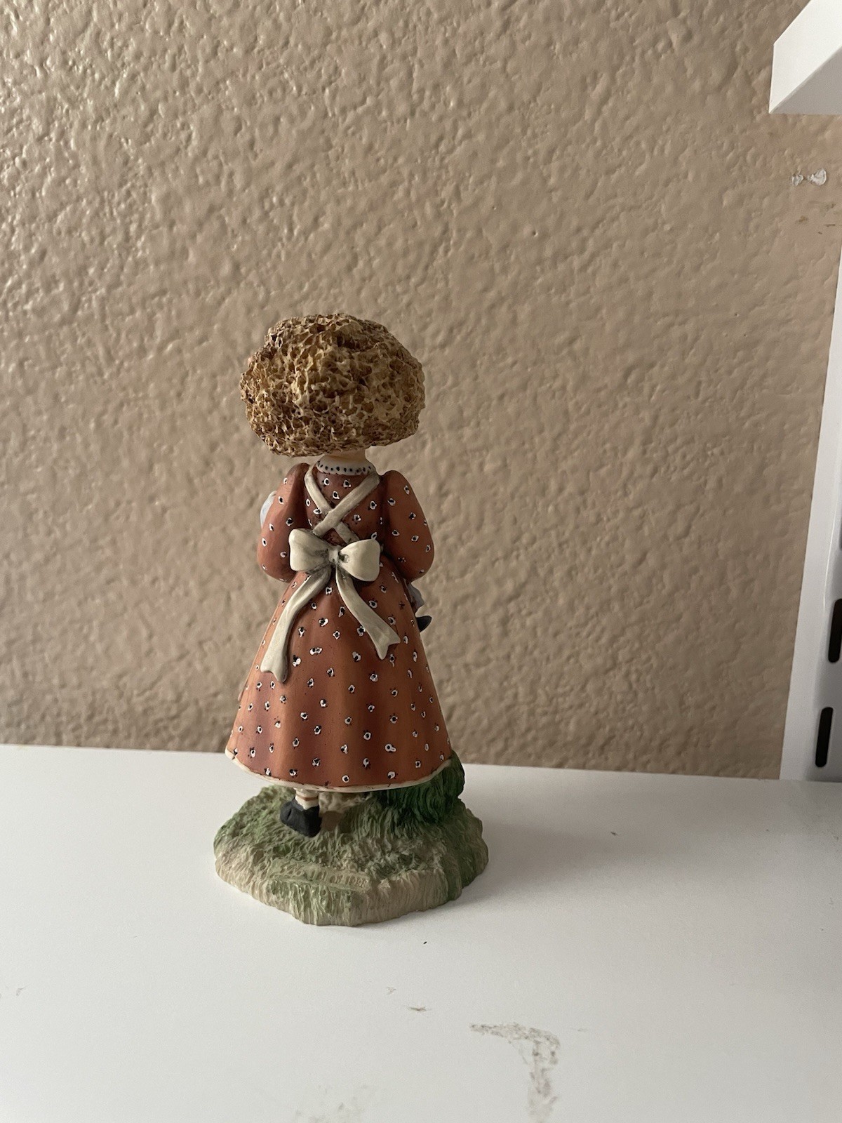 Special Friends Molly, The Big Sister, First Edition Collectible Figure.￼