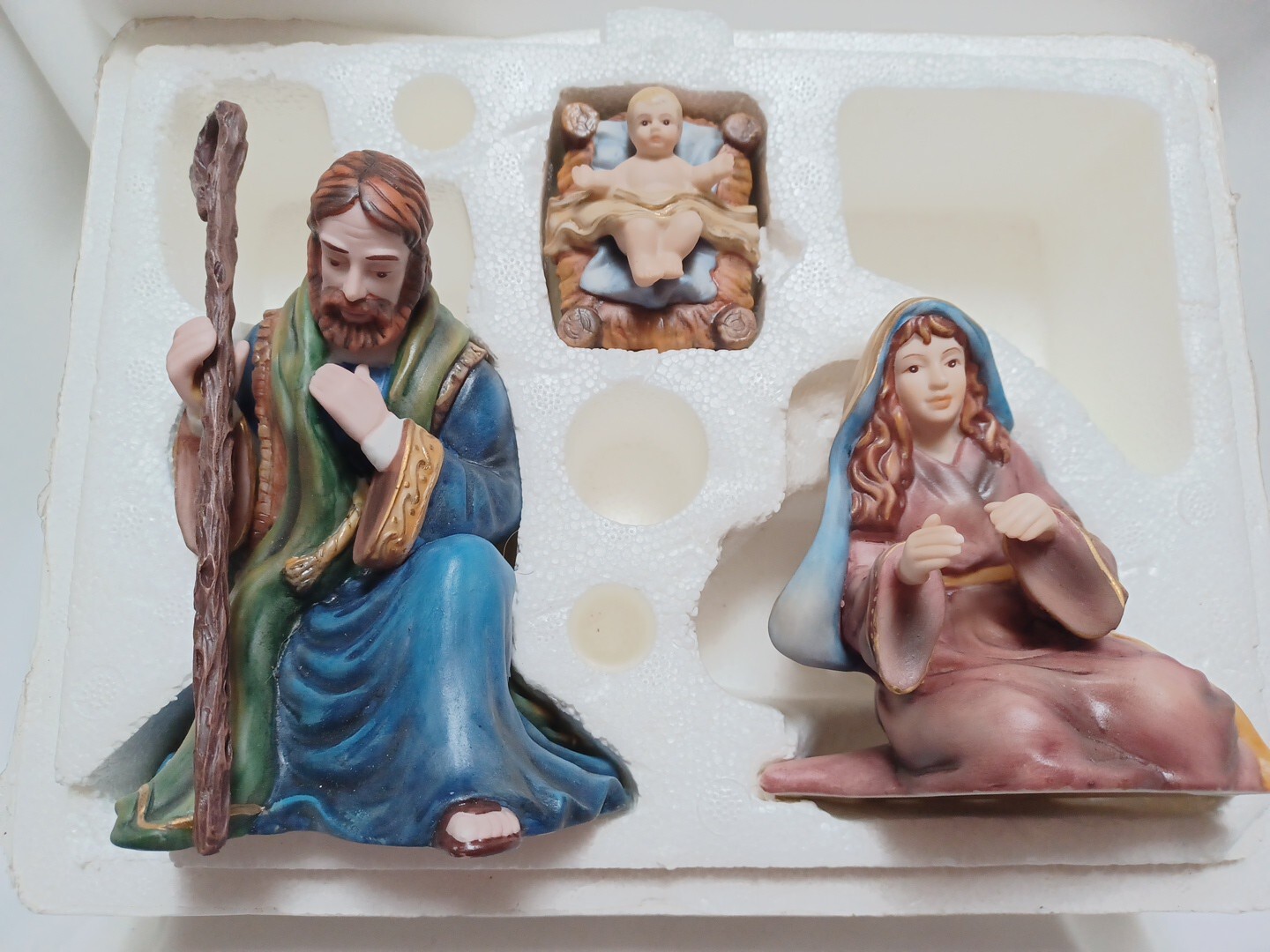 Hawthorne Village Mother Mary Father Joseph Christ Child Thomas Kinkade Nativity