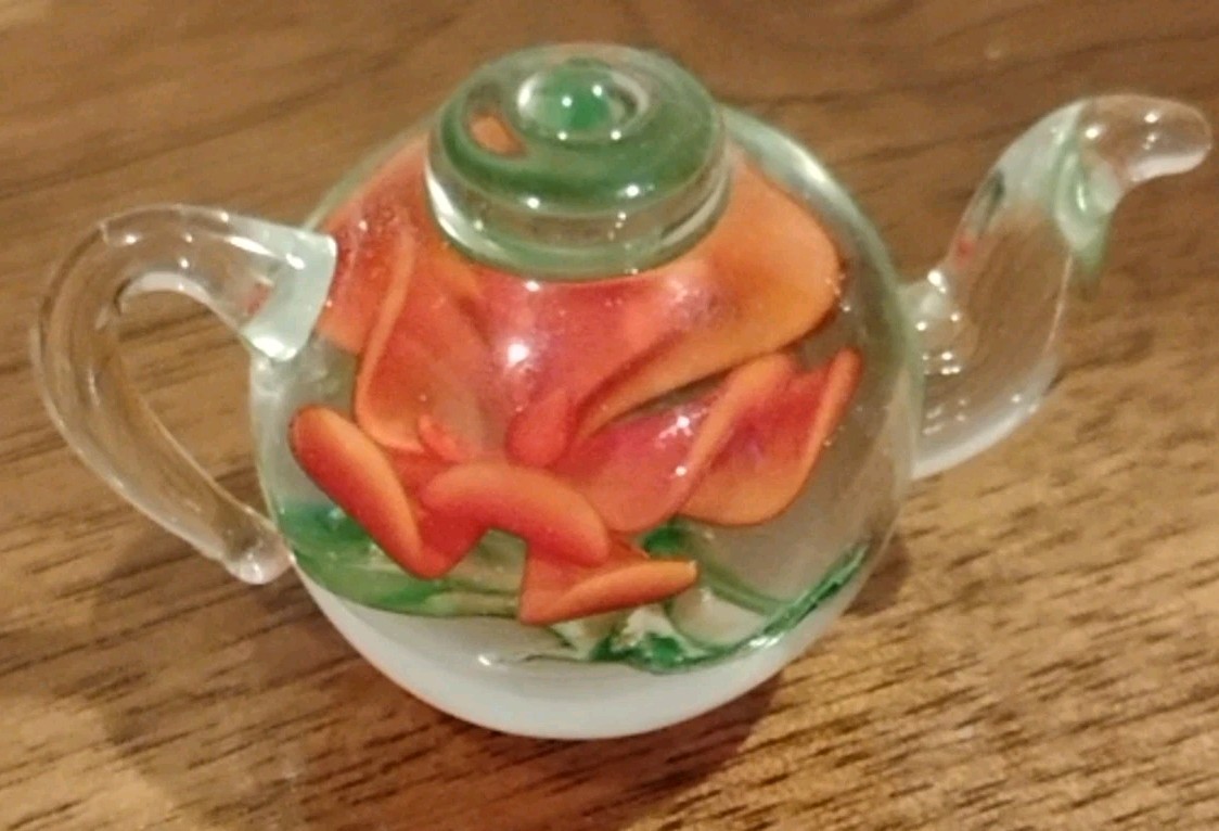 Mini Glass Teapots w Blue, Yellow, Green, White, Red and Pink(no handle) Flowers