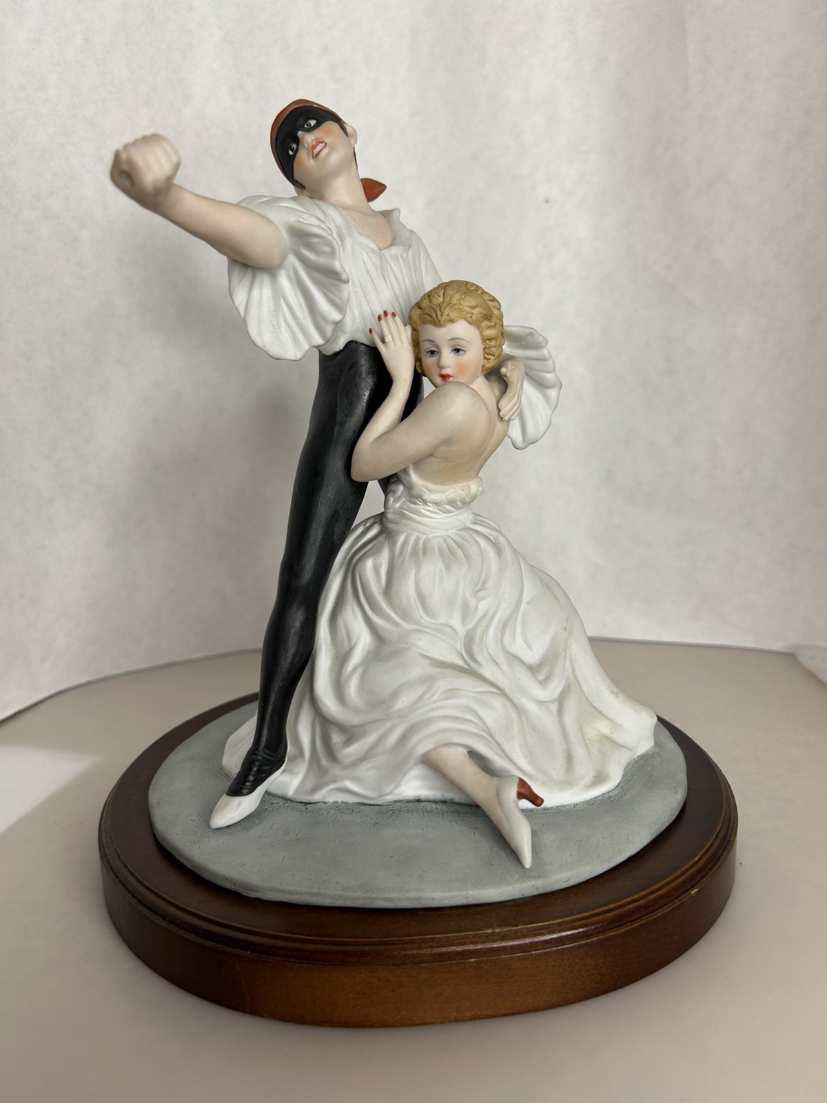 Rare Vintage “1928 Don Juan” 1987 by Louis Icart Ltd Ed. Figurine #99, Japan