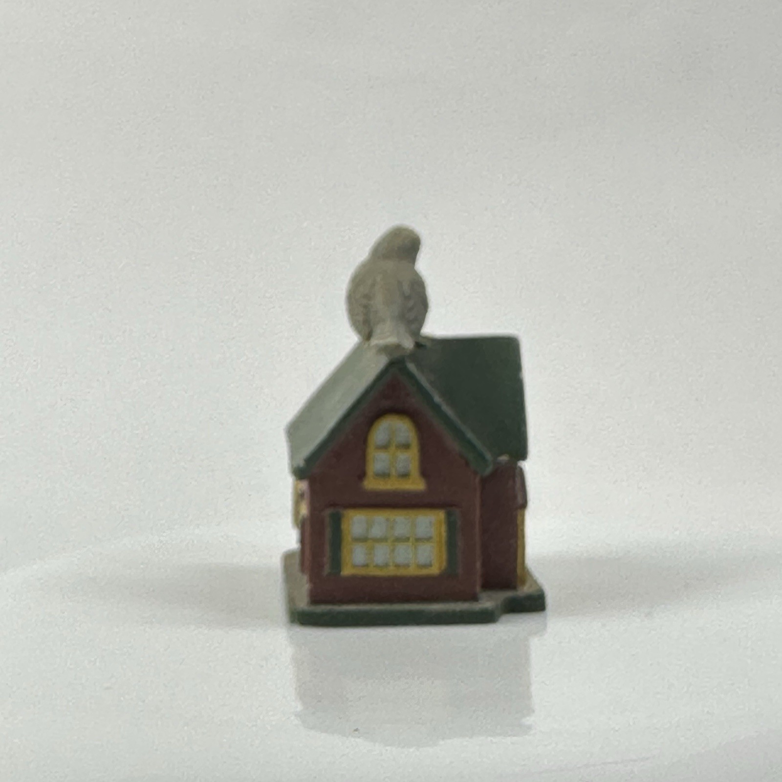 Lenox Garden Thimble Birdhouses Mini Bird on house miniature