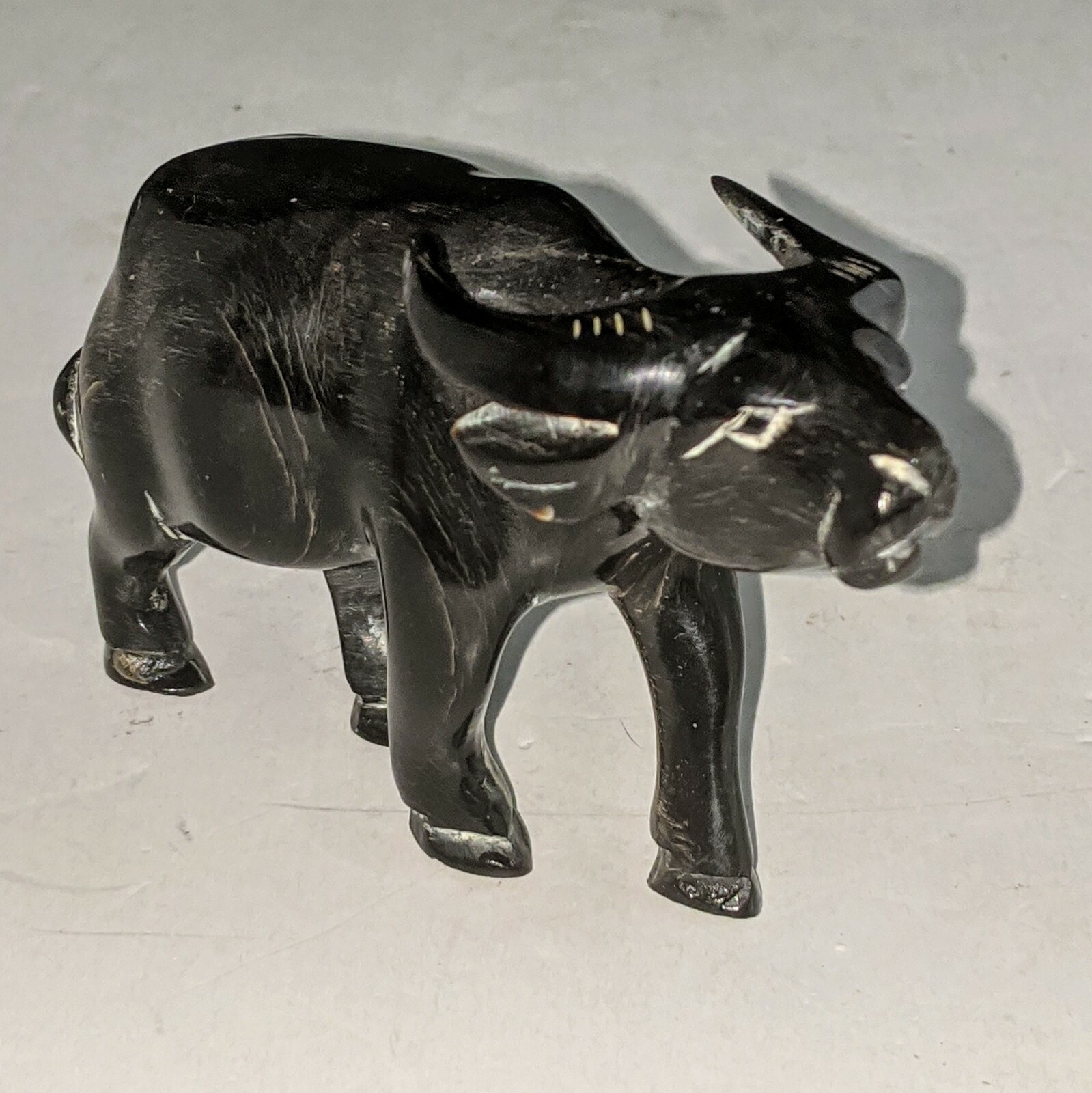 Hand Carved Water Buffalo Figurine approx 4″L × 2.5″H NOT RESIN
