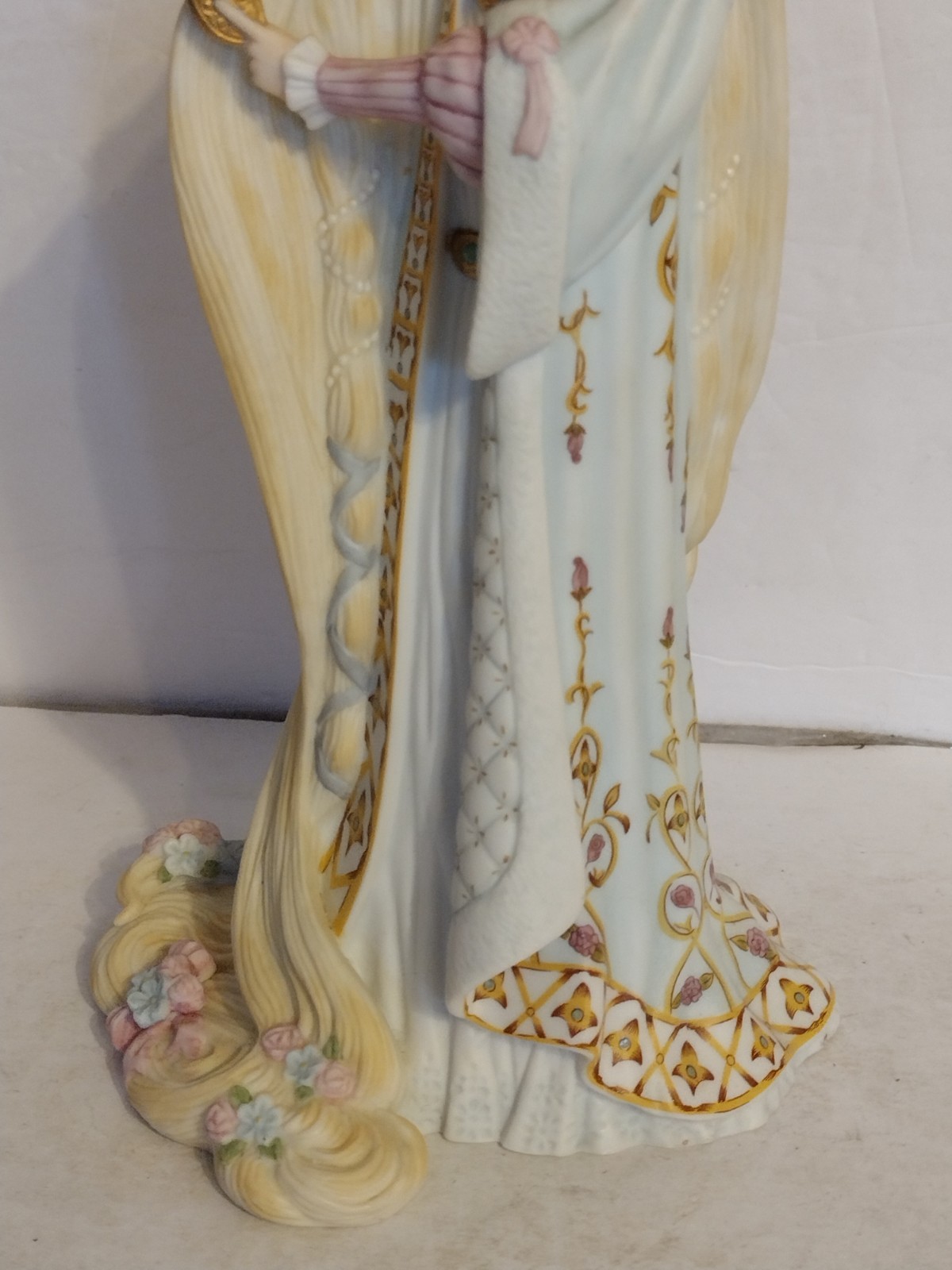 Rapunzel The Legendary Princesses Fine Porcelain Lenox Figurine 9″ H x 5″ Wide