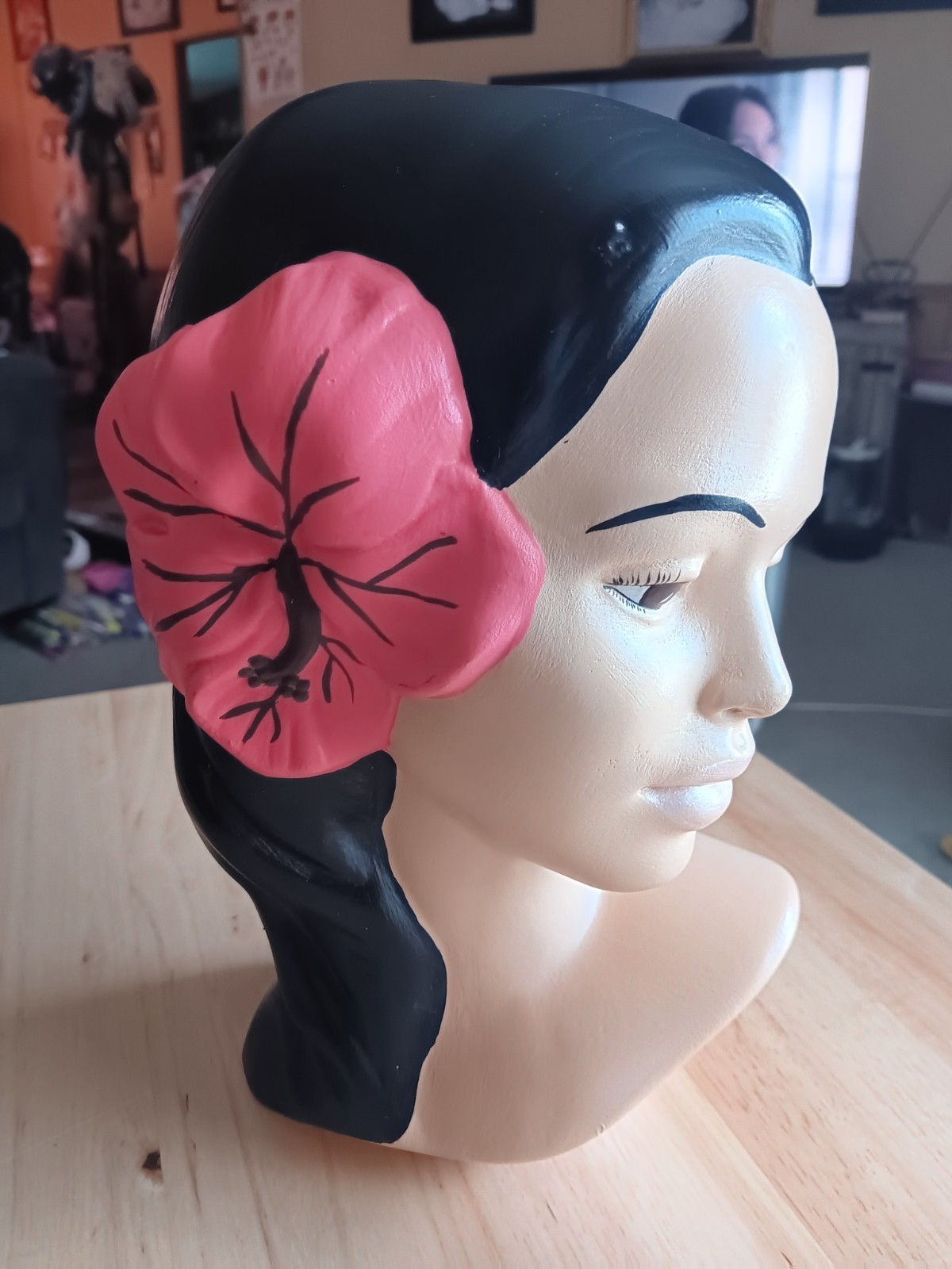 Vintage Chalkware Hawaiian Girl Bust Good Condition See Photos
