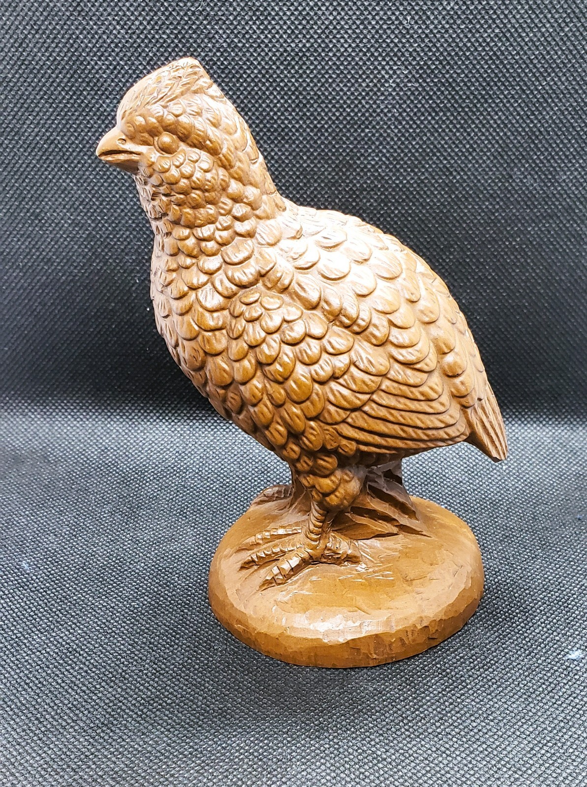 Small RED MILL MFG. Handcrafted USA 1991 Bird Crushed Pecan Shell Figurine