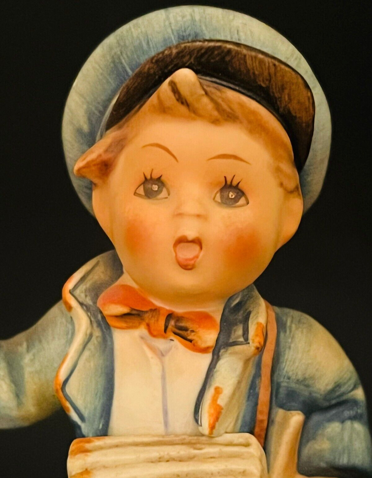 Vintage M.I. Hummel Figurine “Postman” -TMK-2, FB Circa 1950-1959 – Germany