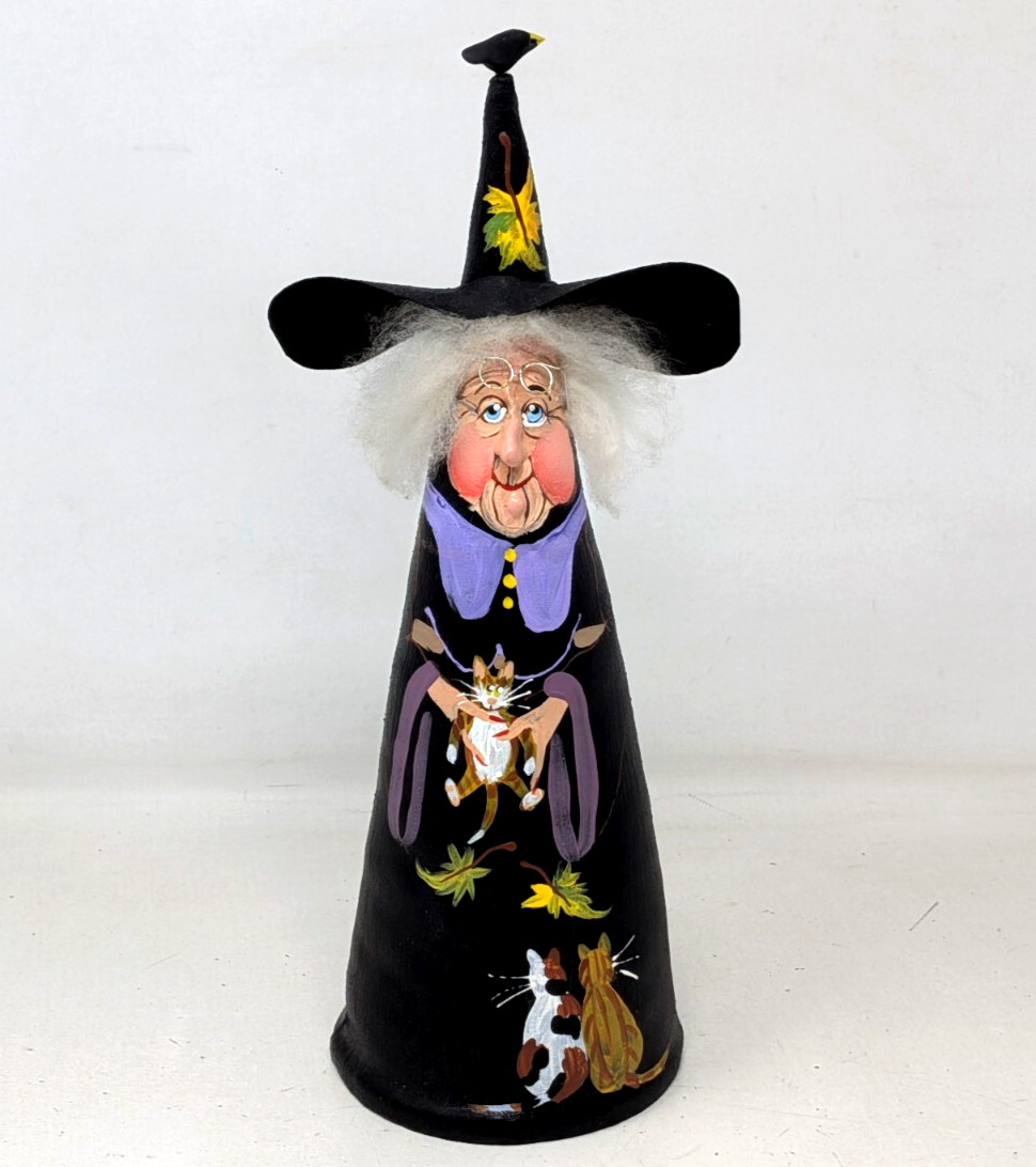 Vintage 1997 DeVonne Schuett Handpainted Canvas Halloween Witch Cats Figurine
