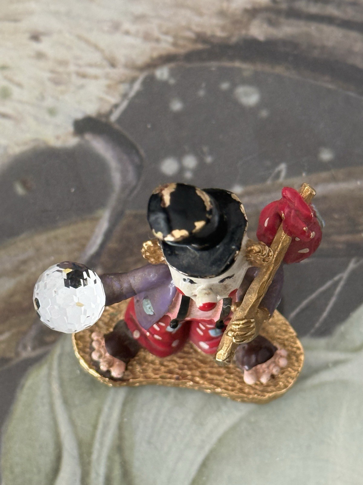 Spoontiques Pewter Clown Swarovski Crystal Ball miniature figurine KM439