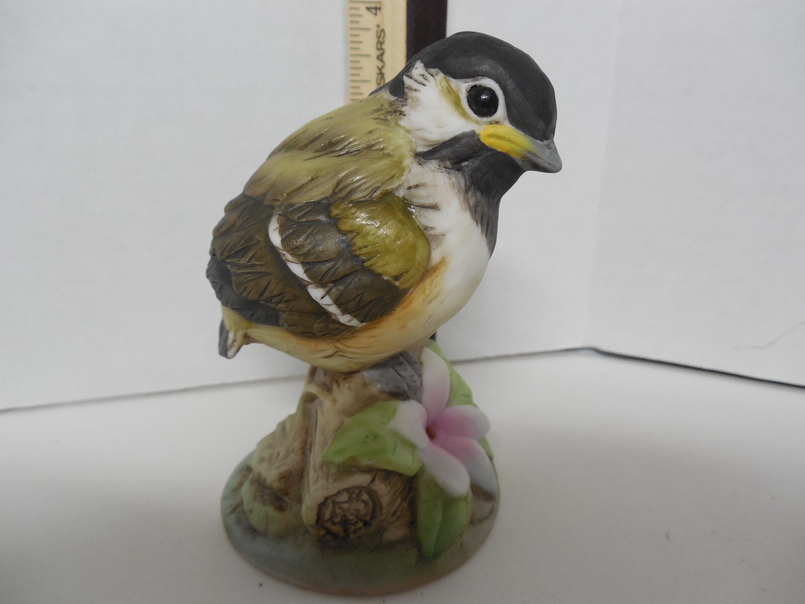Andrea by Sadek “Chickadee” Bisque Porcelain Bird #6350 3.75 in tall