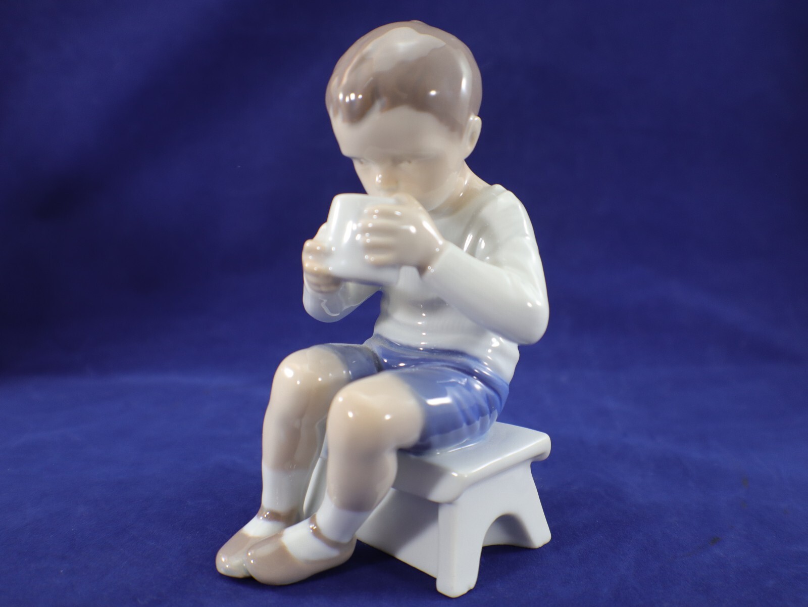 Bing & Grondahl B&G Porcelain Figurine VICTOR Boy Drinking 1713M Vintage