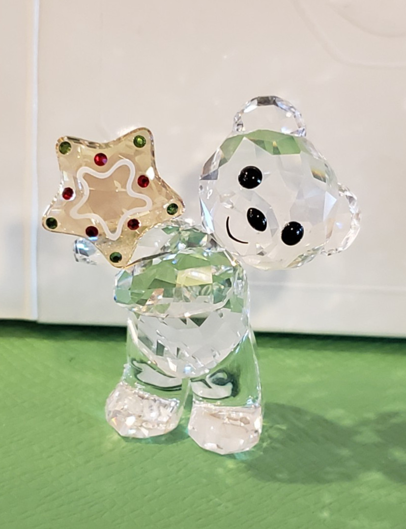 2022 Swarovski Crystal Figurine KRIS BEARS Annual Edition – #5627747 -READ