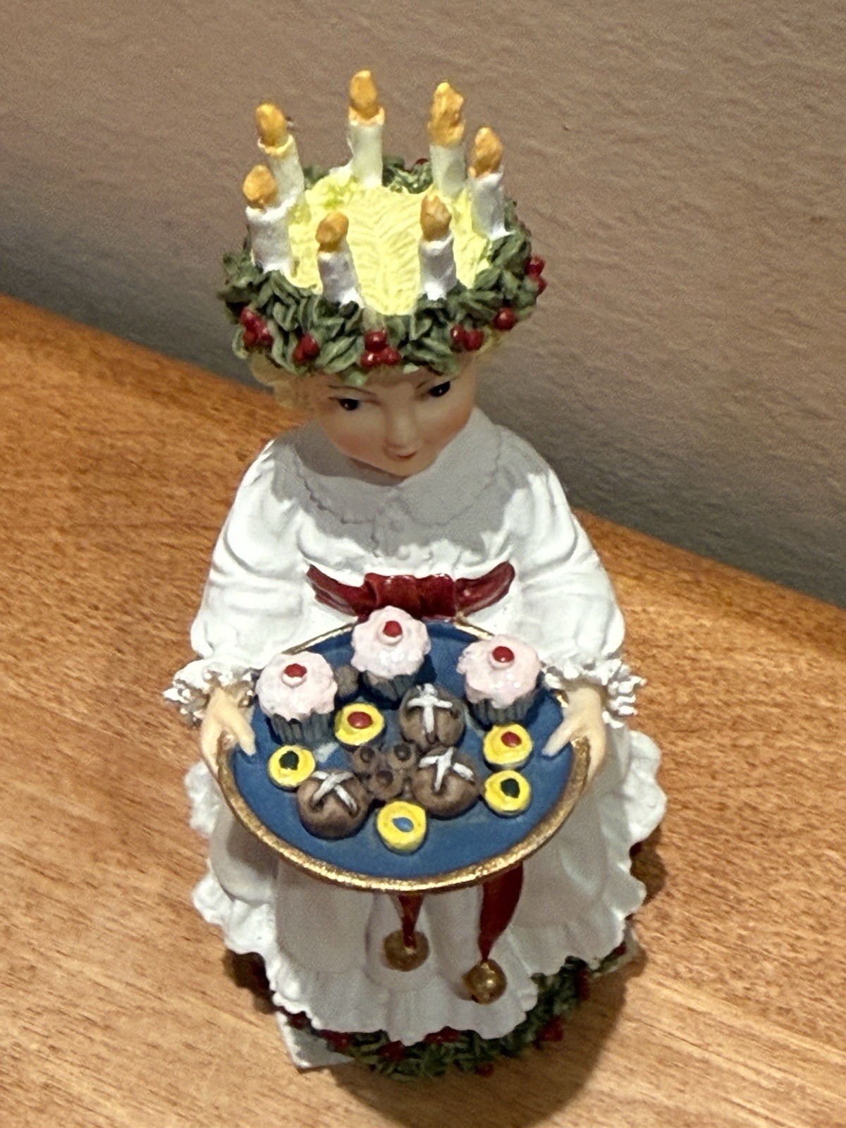 Saint Lucia Figurine Girl w/ Candles & Cakes, Internat’l Santa Claus SWEDEN EUC
