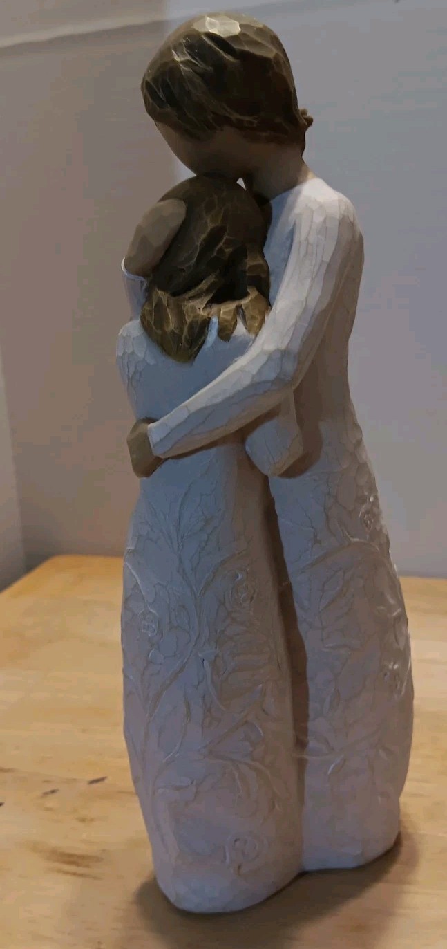 Demdaco Willow Tree Close To Me Sculpted Hand-Painted Figure Collectible