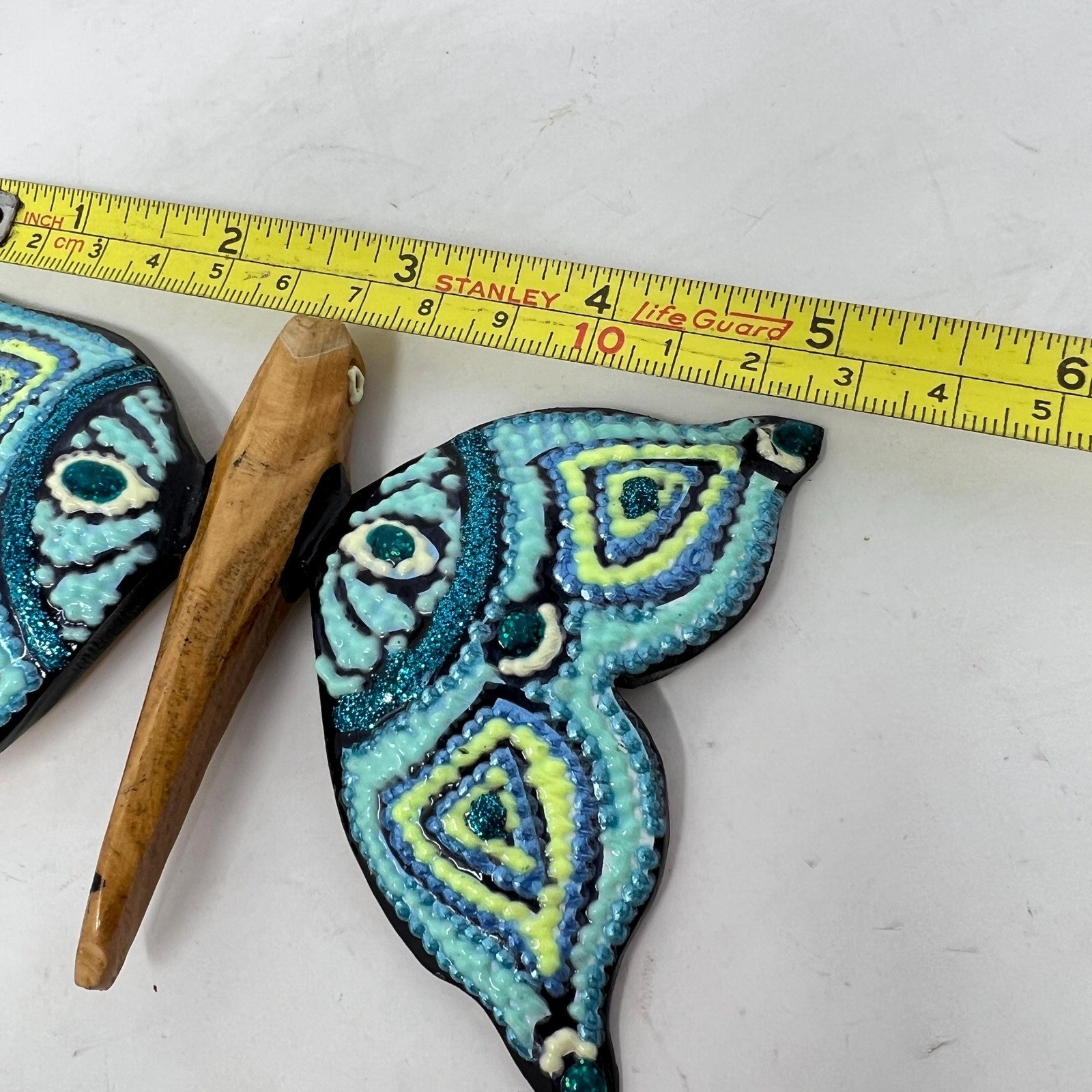 Vintage Carved Wood Painted Butterfly Wall Hanging 5″ Rep. Dominicana