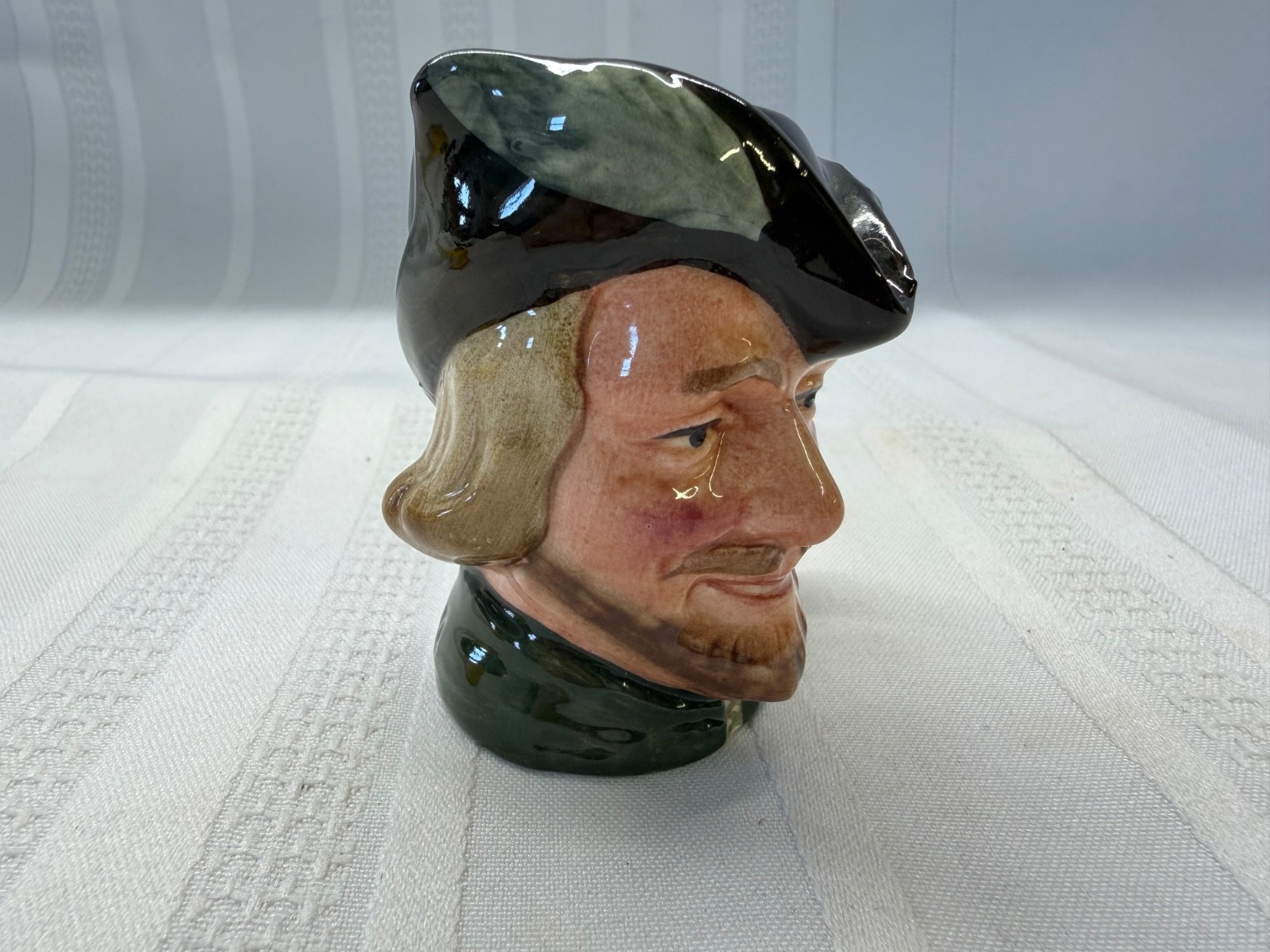 Royal Doulton Mini Character Jug Mug – Robin Hood (D6541) – 1959