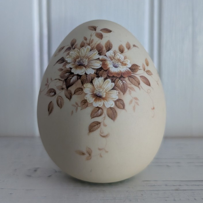 Ceramic Painted Floral Collector Egg Figurine Beige Brown Pattern Unboxed