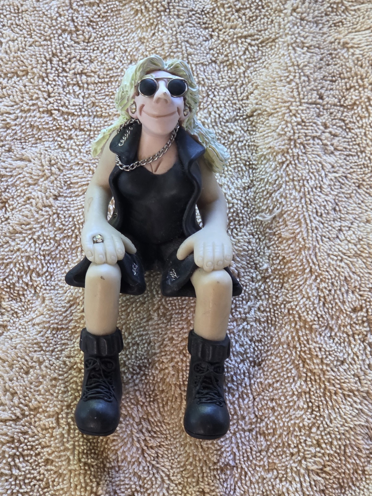 Diane Manning Lim Ed Shelf Sitter Figurine- Hippy Gandma