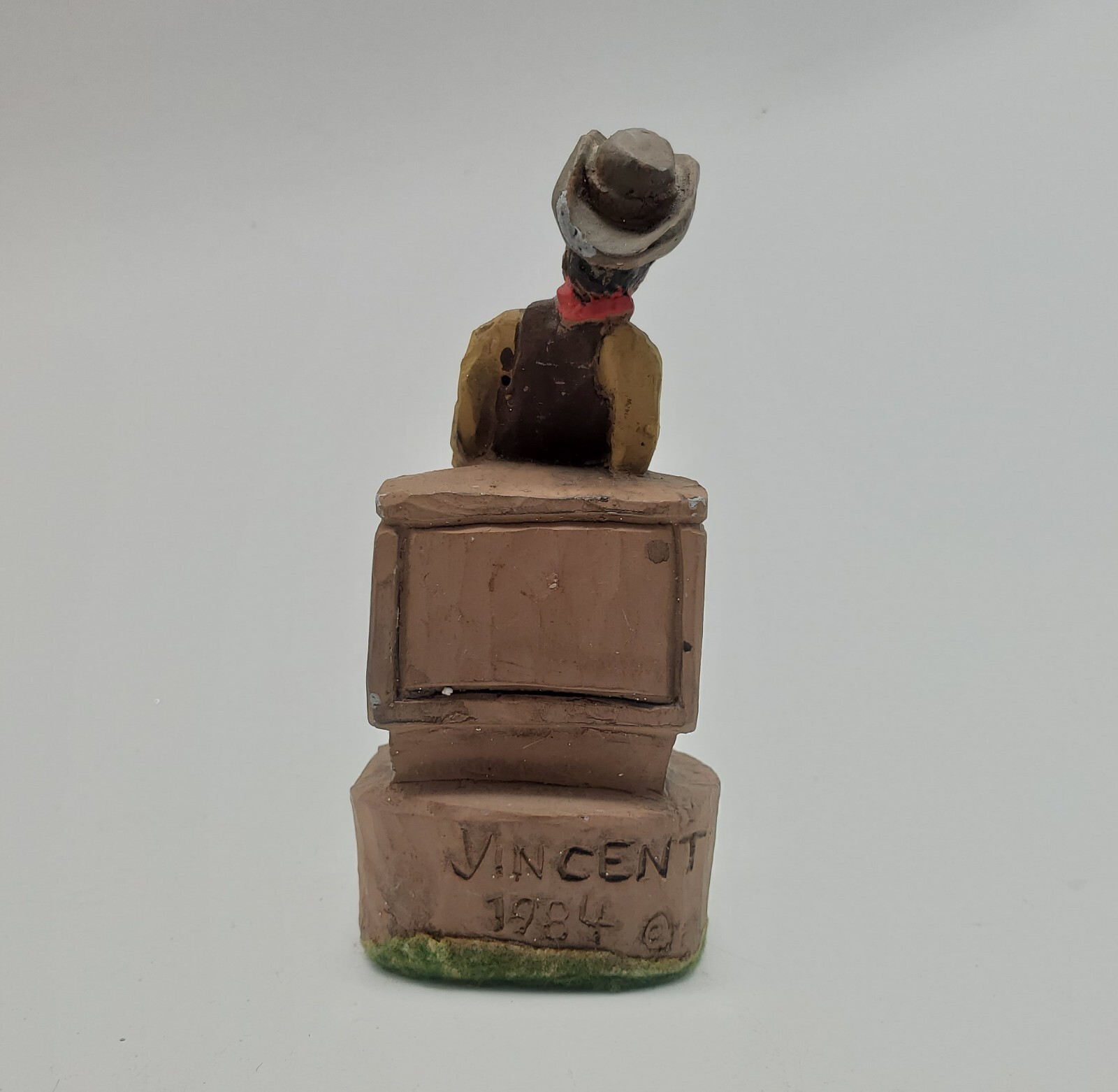 4″H Vintage J Vincent Cowboy Saloon Break Wild West Studios ChalkWare Figurine