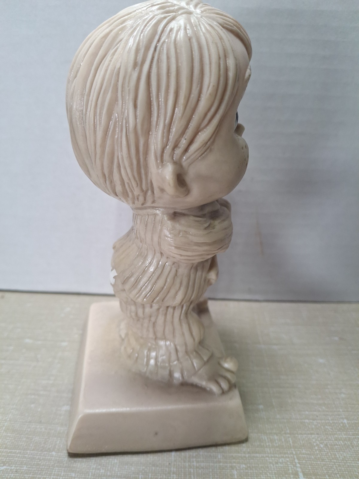 Berry Figurine Vintage W&R Berries Co., Russ Berrie ‘Sillisculpt’ figurine