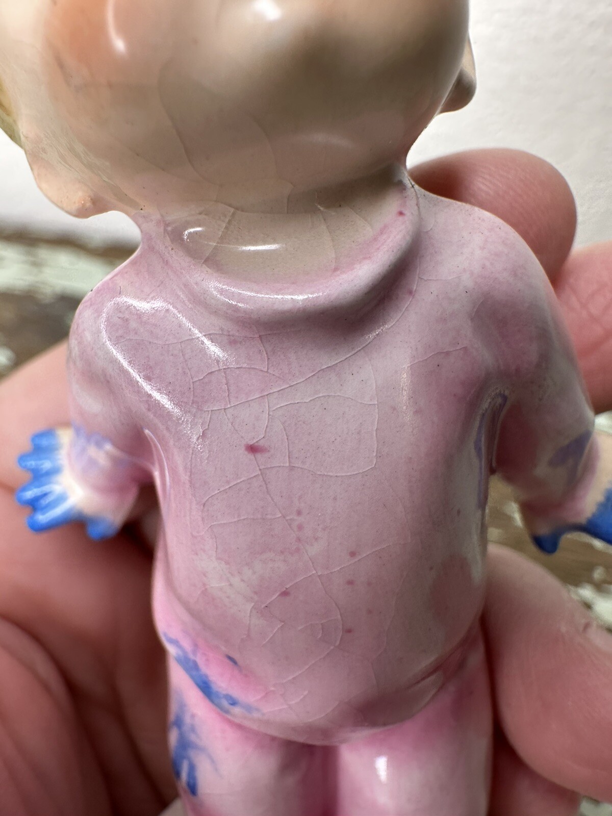 Napco Japan 1956 Little Paint Girl Figurine”read”