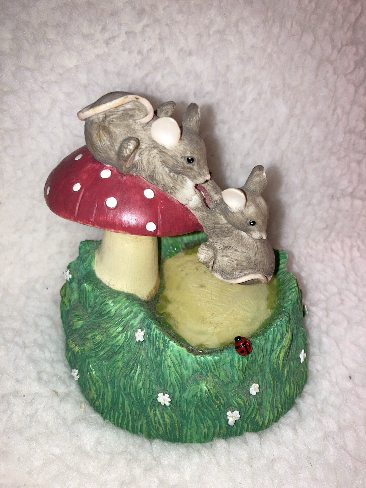 Charming Tails “THAT’S WHAT FRIENDS ARE FOR” MUSIC BOX Figurine Fitz & Floyd