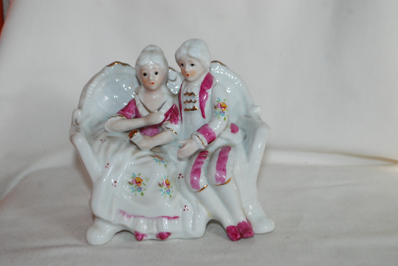 Vintage Porcelain Colonial Pink and White Figures Romantic Couple W/ Couch(B5)