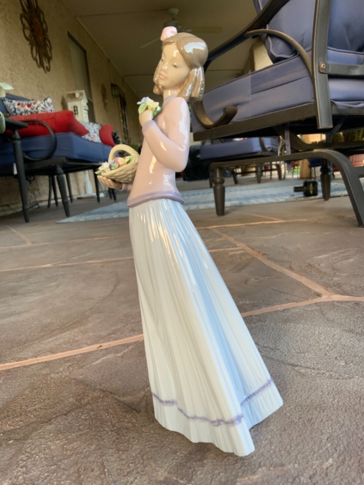 Lladro Girl Figurine, #7644 “Innocence in Bloom”, With Stand & Box, Retired 1995