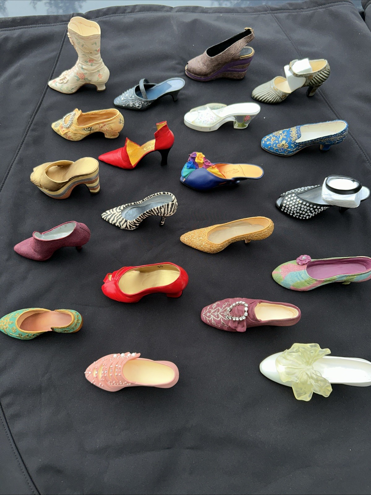 Mixed Lot of 20- Just The Right Shoe by Raine Heels Shoes NO BOXES