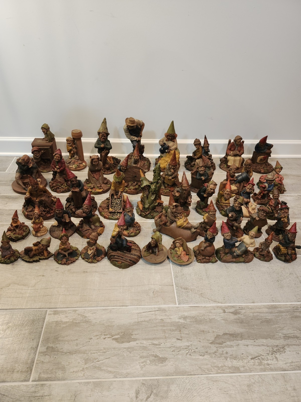 GNOMES BY TOM CLARK COA CERTIFICATES COMBINE SHIPPING $5 – $20 MESSAGE FOR PRICE