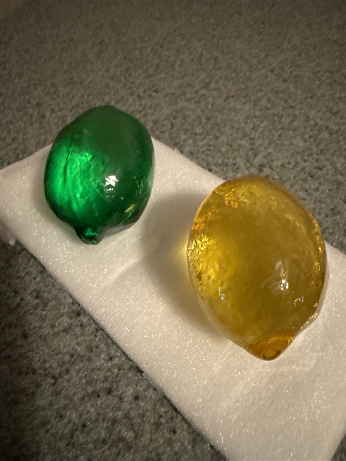 These Are A Beautiful Lemon And Lime Glass Figurine Set