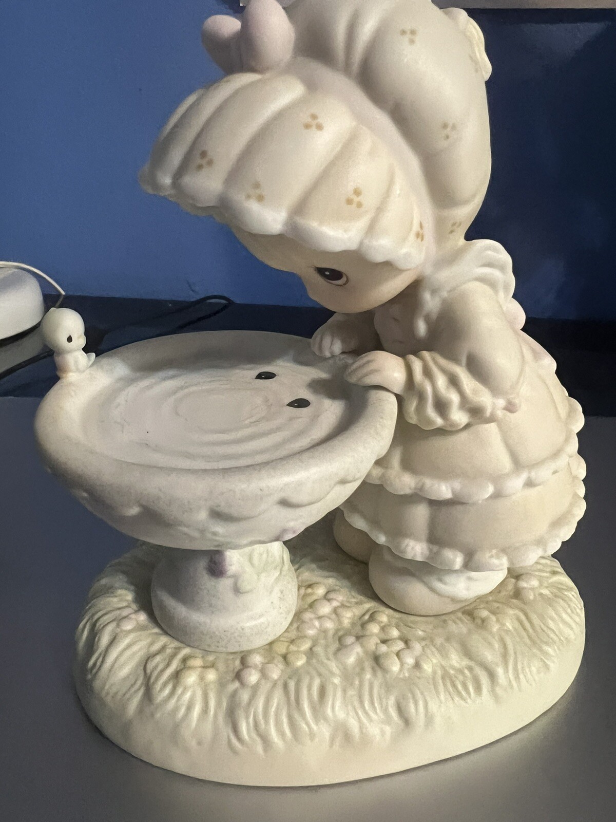 Precious Moments “A Reflection Of His Love” Figurines #522279 (No Box or tags )