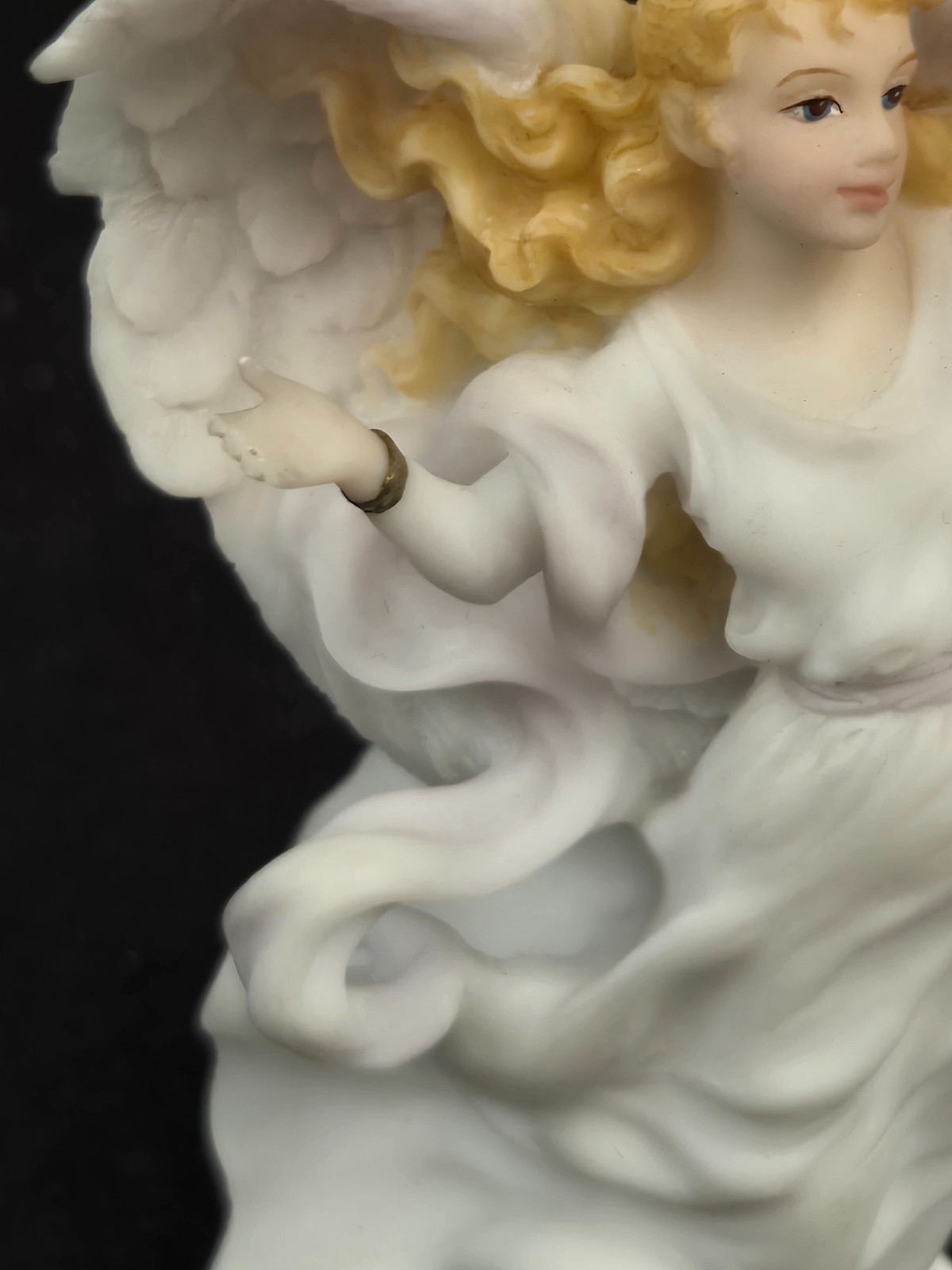 1999 ROMAN SERAPHIM CLASSICS ANGEL OF THE MONTH – JANUARY #81811