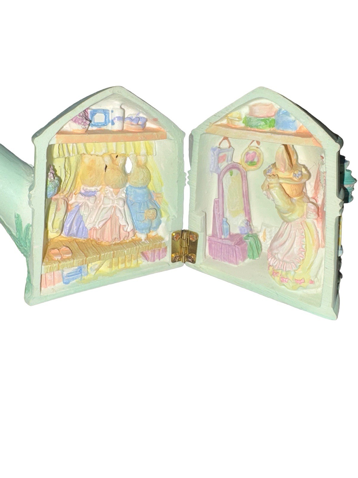 Russ Berrie Li’l Cozy Cottage Sculpstone Watering Can Cottage Bunnies Easter Mom