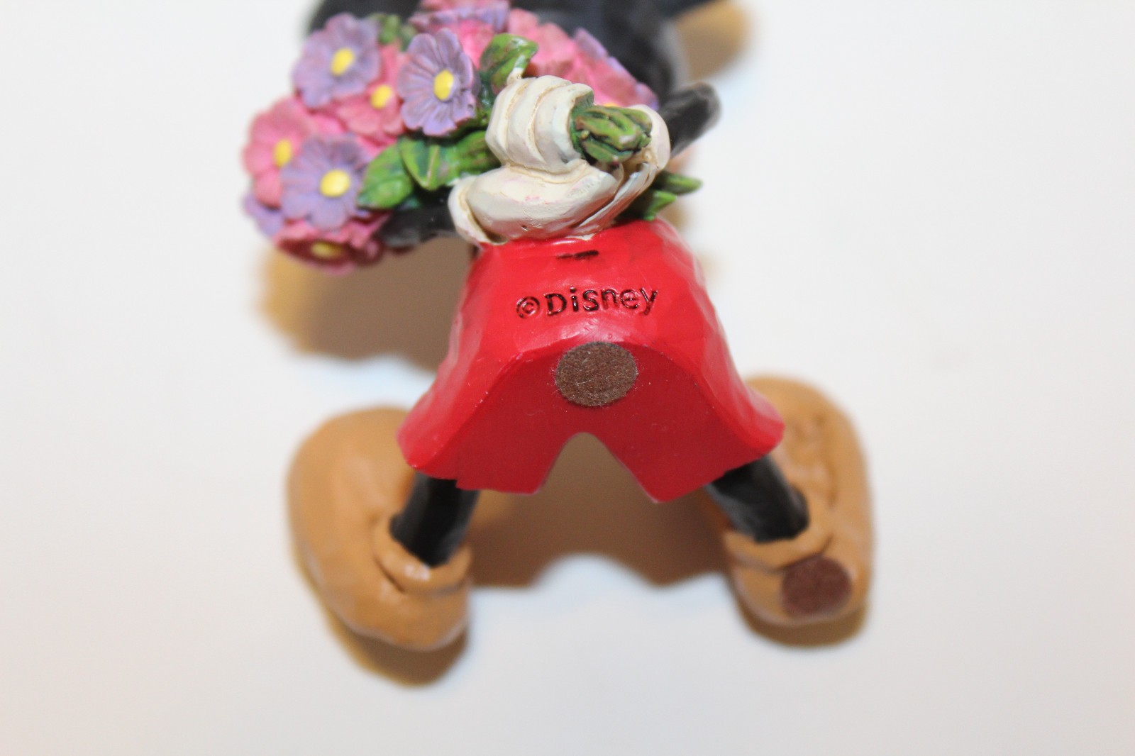 Jim Shore Enesco Disney Traditions Mini Mickey Mouse with Flowers Bouquet 2.75″