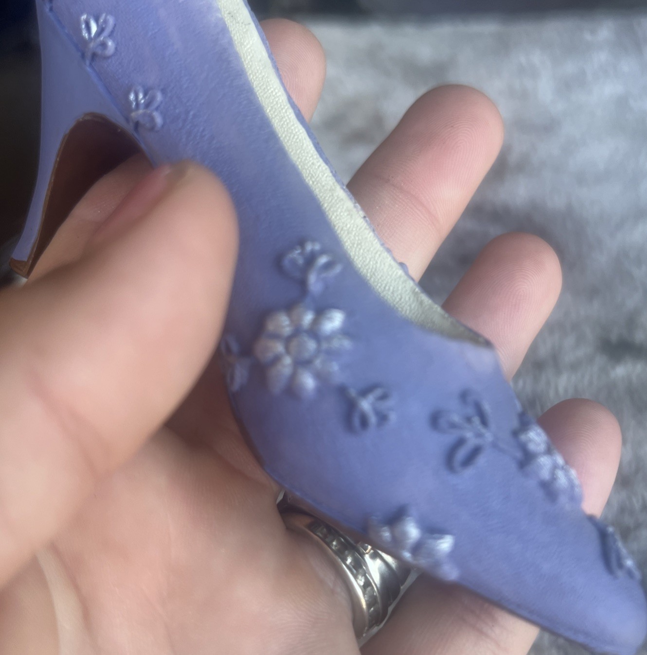 1999 Kingsbridge My Treasure Victorian High Heel Resin Shoe Miniature Decoration