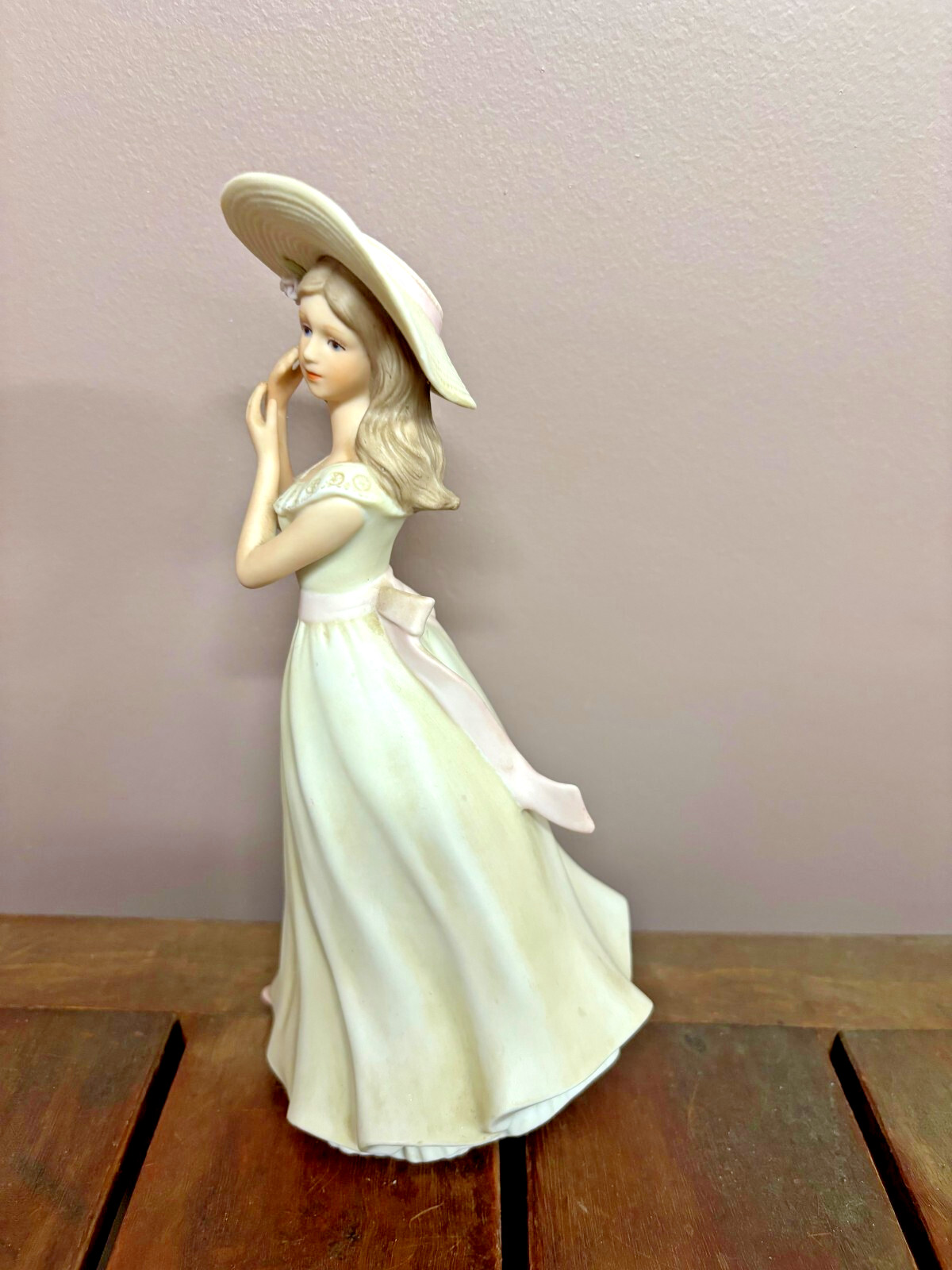 Vintage Home Interiors Masterpiece Figure Melanie 1996