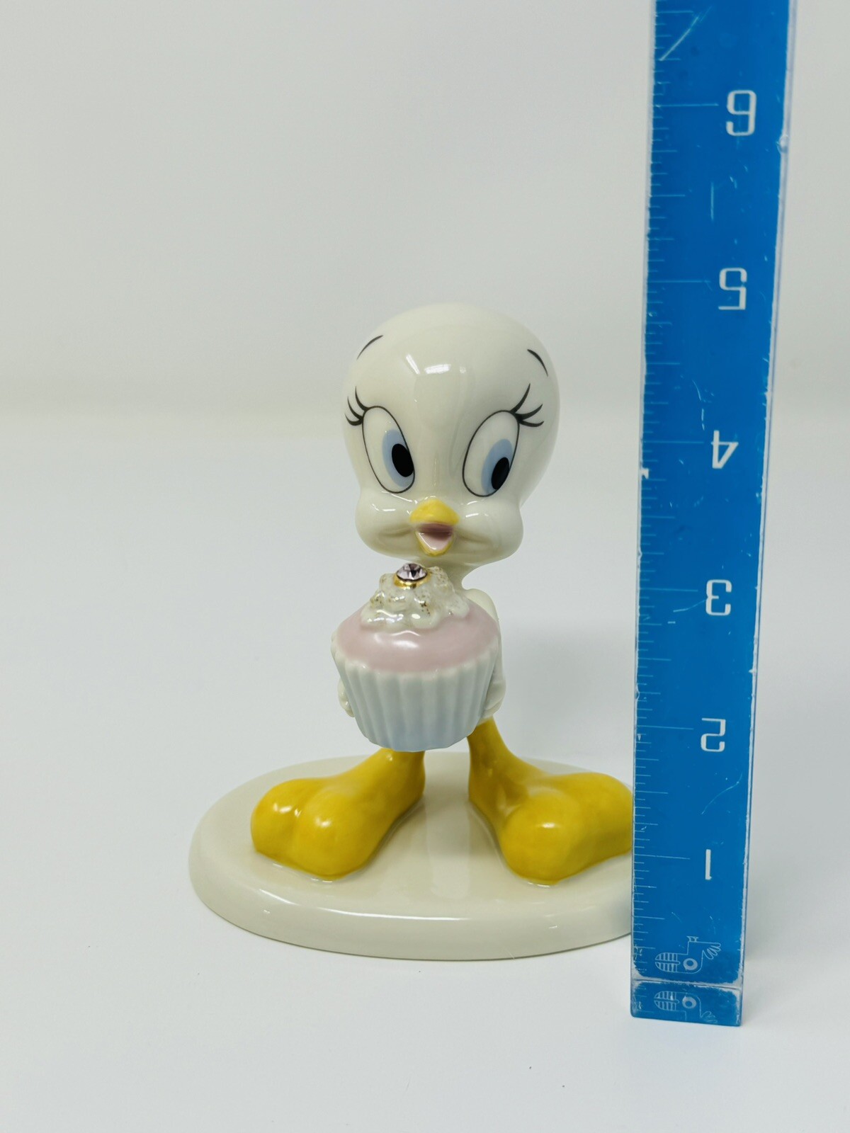 Lenox Tweety Bird A Present from Tweety JUNE Cupcake Birthday Birthstone
