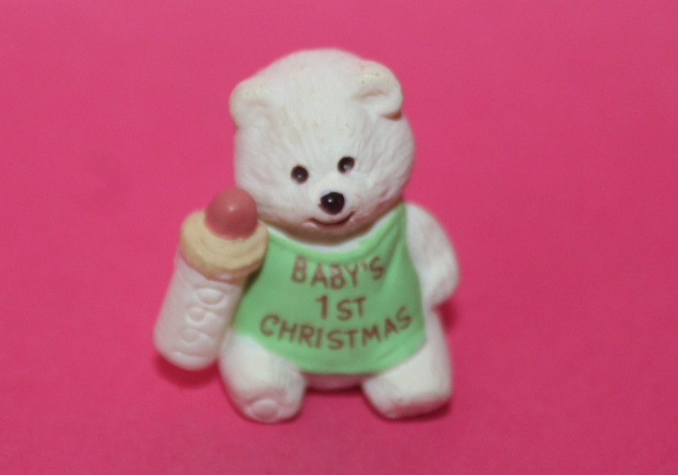 Hallmark Vintage Merry miniatures Baby’s First Christmas 1990 Figurine Bear