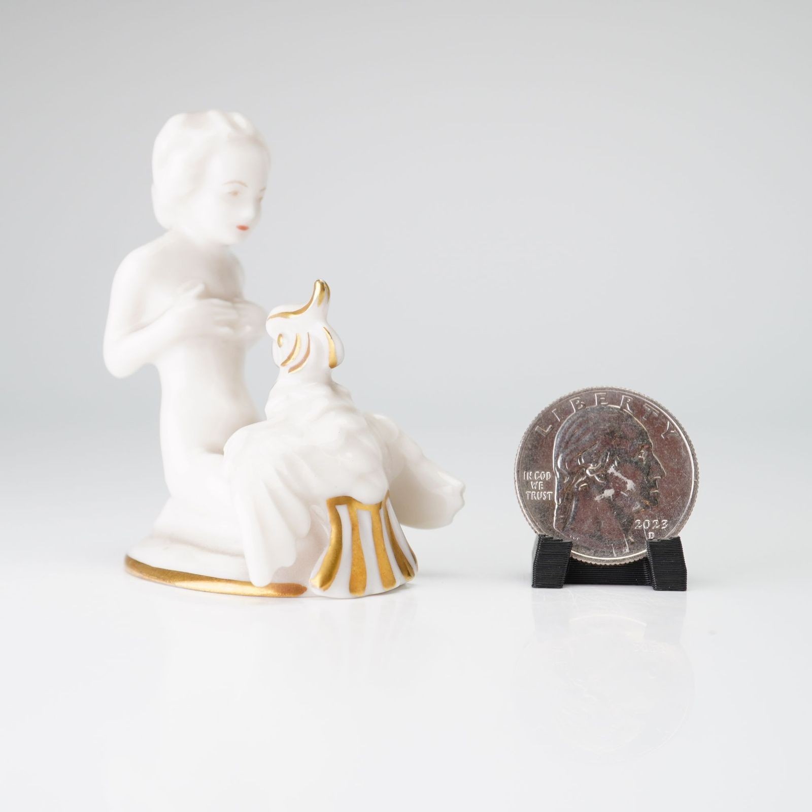 Hutschenreuther Selb Art Deco Porcelain Nude Woman with Bird – Lot 132