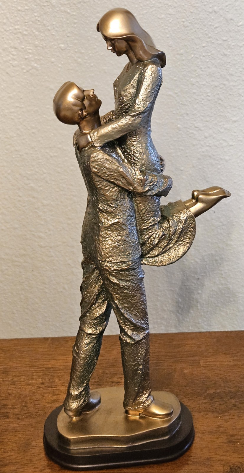 NEW LOVE YOU ALWAYS Romantic Couple Figurine Metallic Gold Resin MCM 15” Tall