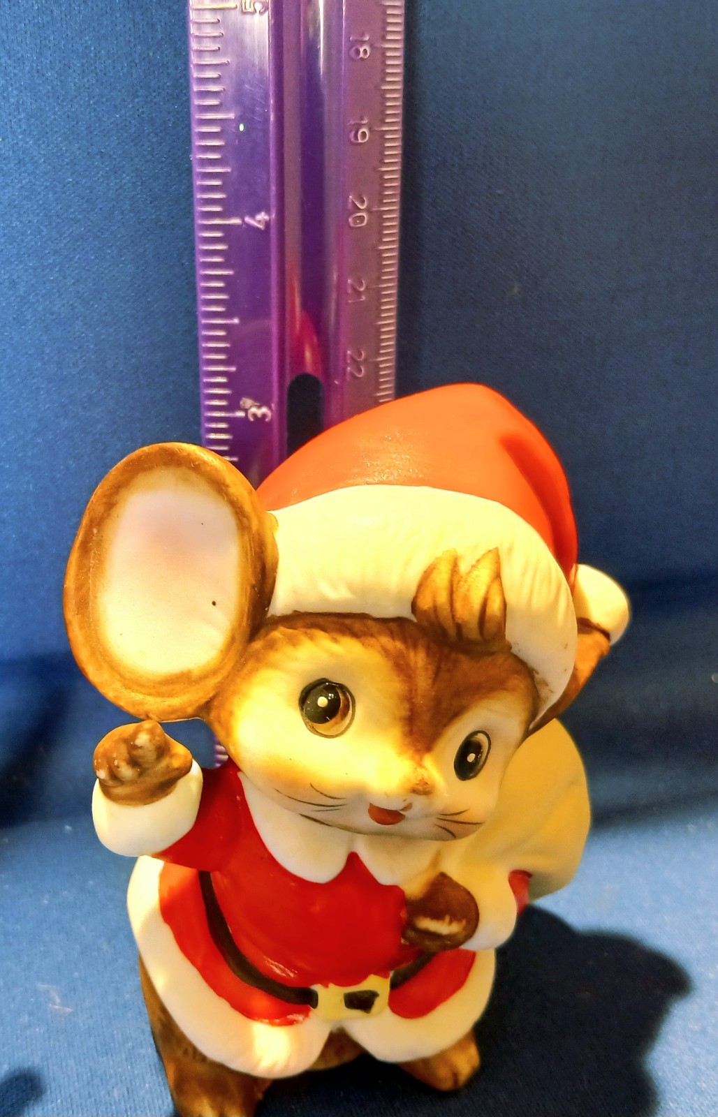 ADORABLE ✨️CHRISTMAS 🎄MICE HOME Co. VTG Porcelain Hand Painted Ex. Condition ✨️