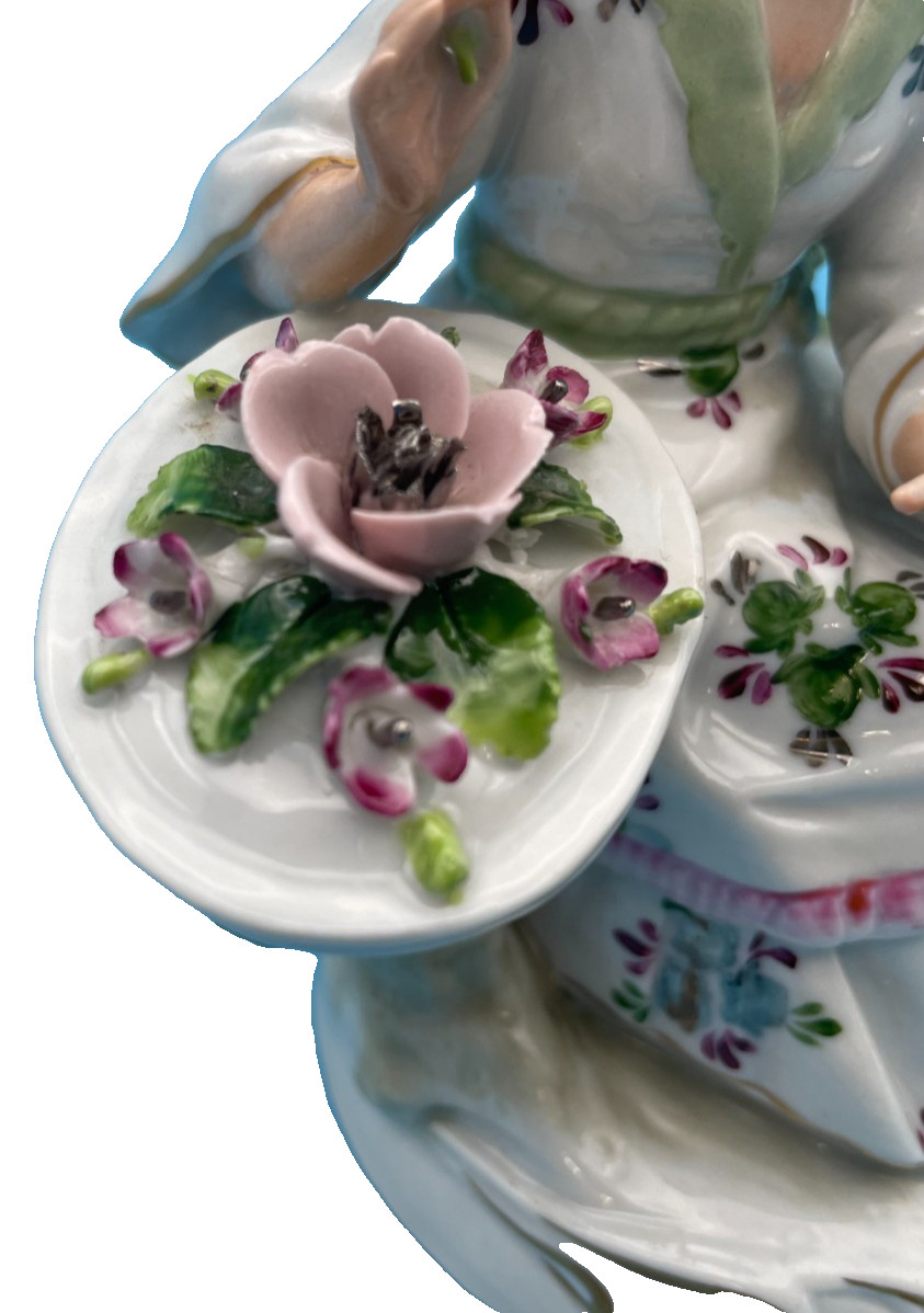 Beautiful Sitzendorf Asian Woman with Tray of Flowers